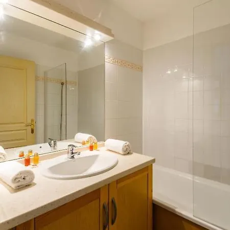 Lägenhet Le Nid Douillet Du Pic D'aran Bagnères-de-Luchon